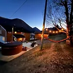 Moonvalley - Stort & Koselig Hus - Mandalen
